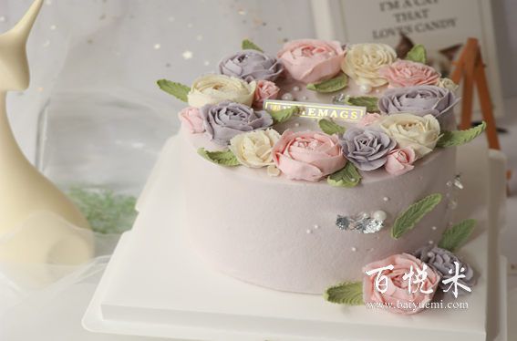 蛋糕培訓(xùn)在哪里比較專業(yè)?培訓(xùn)費(fèi)用大概多少？